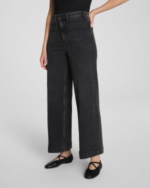 Cropped Wide Leg Jeans with Patch Pockets